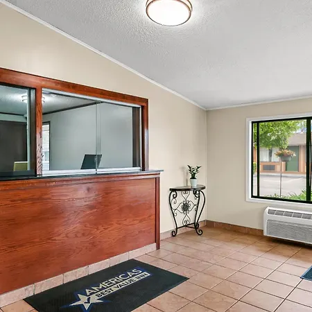 Americas Best Value Inn Martinsburg-3