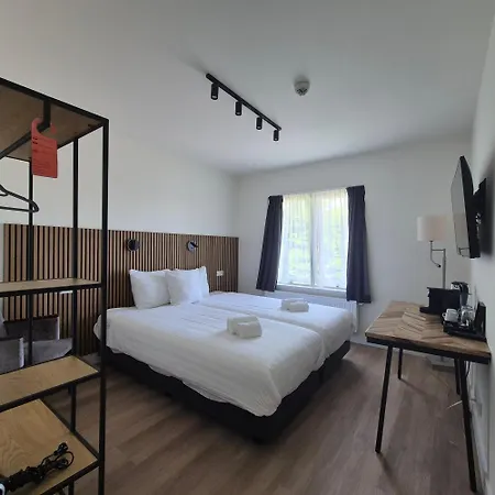 Hotel Den Burg-2