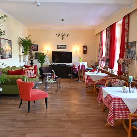 Hotel Waldperle-2