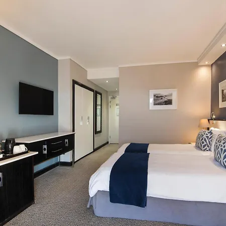 The Commodore Hotel-2