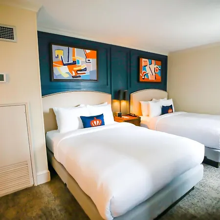 Dunhill Hotel-3