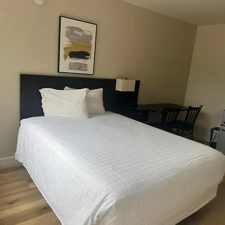 Richland Inn And Suites-3