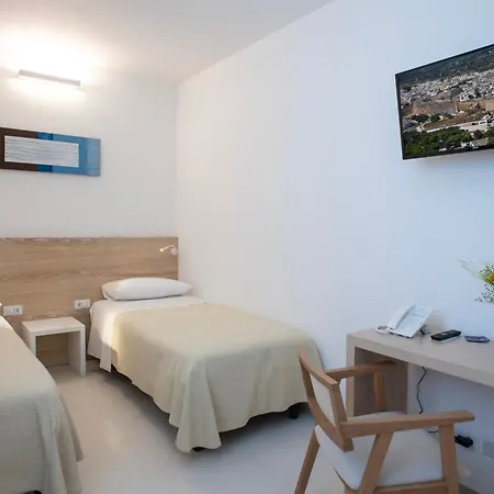 Hotel Albània-3