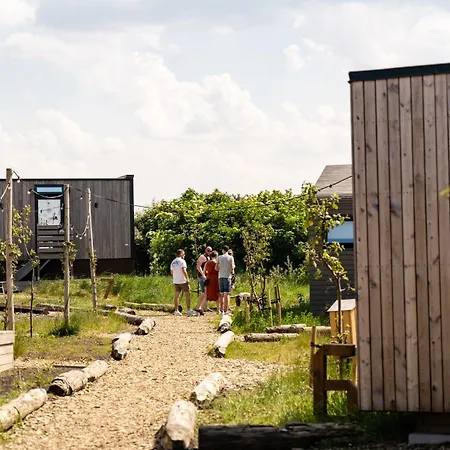 Basecamp Tiny House Eco-Resort Ijmuiden-3
