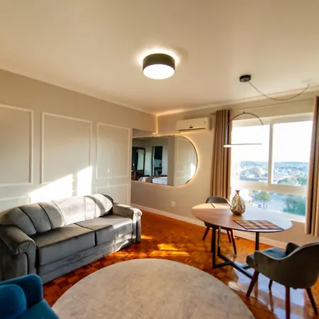 Hotel Obino Bage-2
