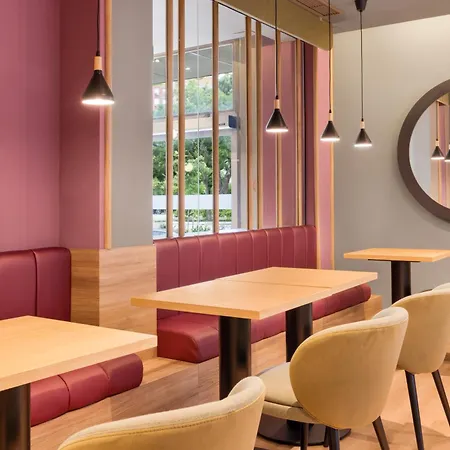 B&B HOTEL Madrid Fuenlabrada-2