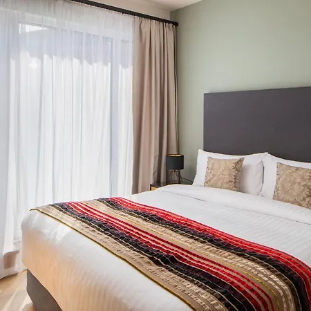 Escala Hotel & Suites-3