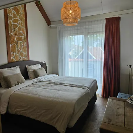 Hotel Dolores Ameland-3