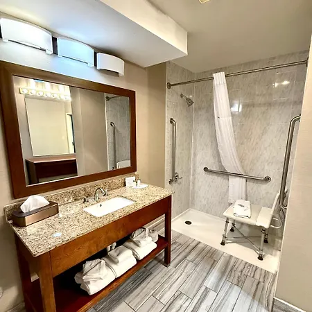 Ramada By Wyndham Denver International Airport-2