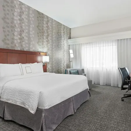 Courtyard By Marriott Asheville-3