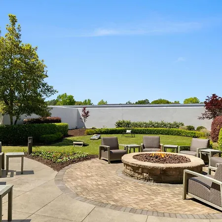 Courtyard By Marriott Greenville-2