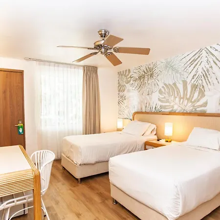 Hotel Cocoplum Beach-2