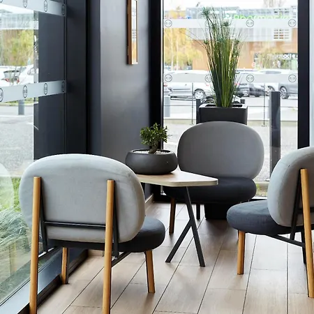 B&B Hotel Cergy Saint Christophe-3