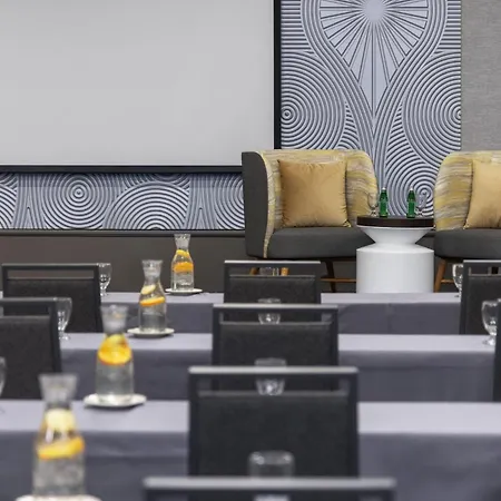 Holiday Inn Coralville - Iowa City By Ihg-2