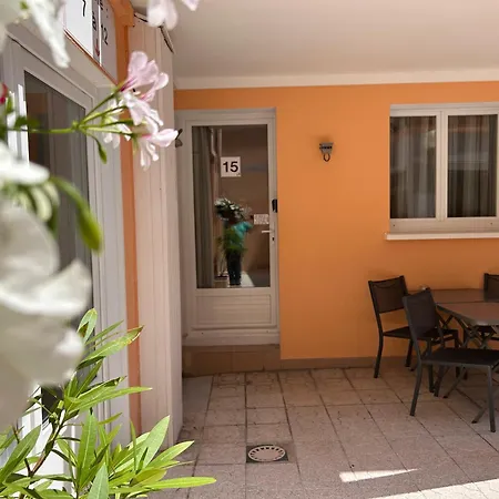 Hotel et Résidence Chez Gino Le Touquet-Etaples-2