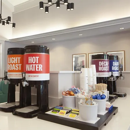 Hampton Inn & Suites Tampa-North-3
