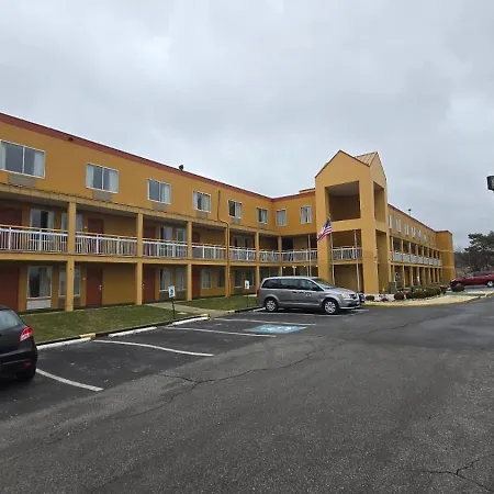 Copley Inn & Suites By Oyo Akron Oh-3