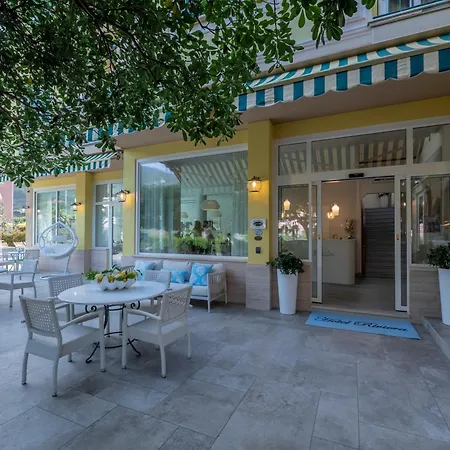 Hotel Riviera-3