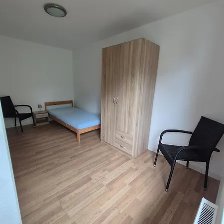Abc-Monteurzimmer Apartments Pension-2
