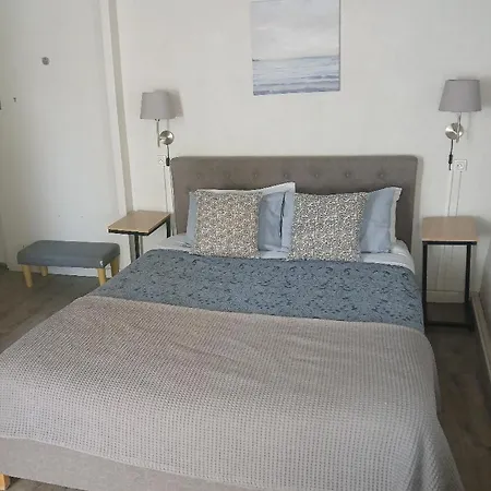 Hotel Saint-Florent, A 2 Pas Du Theatre Antique D'Orange-3