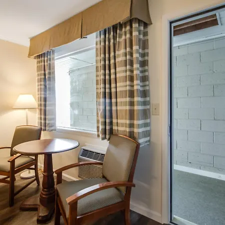 Oceanus Motel - Rehoboth Beach-3