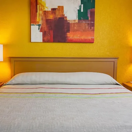 Sunrock Hotel & Suites-3