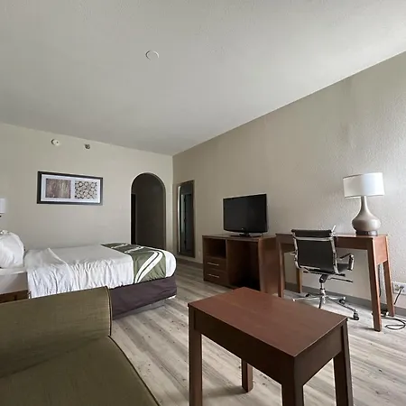 Quality Inn & Suites Tarboro - Kingsboro-2