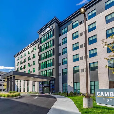Cambria Hotel New Haven University Area-3