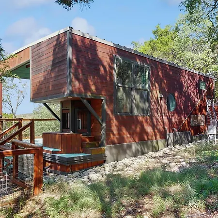 Chimney Rock Tiny Home-3