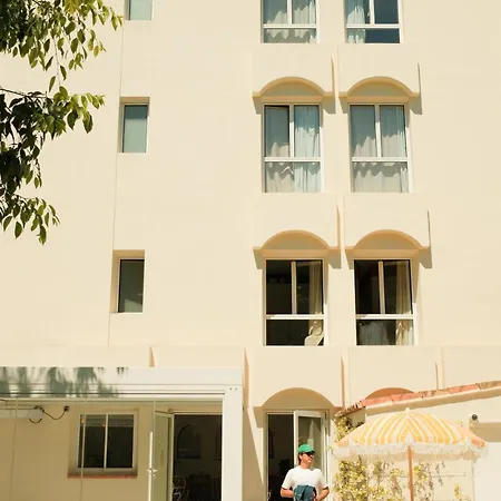 Hotel Le Sud-3