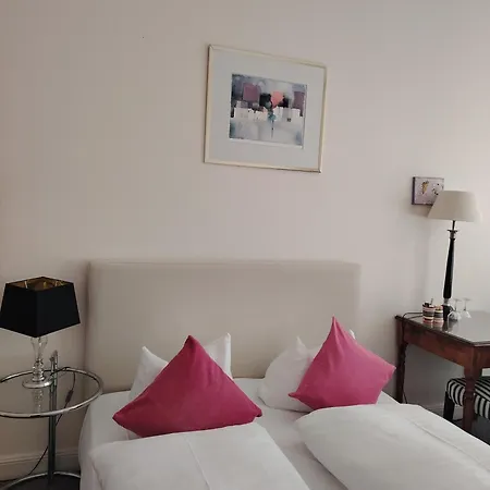 Hotel Drei Kronen-3