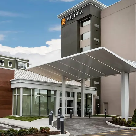La Quinta By Wyndham Virginia Beach-2