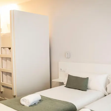 Hostel Charino-3