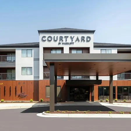 Courtyard By Marriott Lynchburg-3