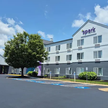Spark By Hilton Lancaster-3