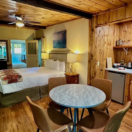 Fernwood Resort-2