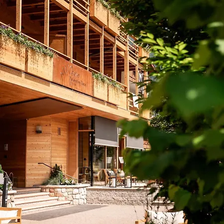 Corona Dolomites Hotel-3