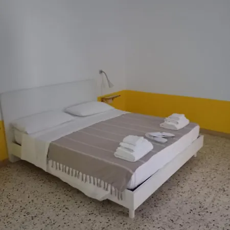 Rooms Plaza-2