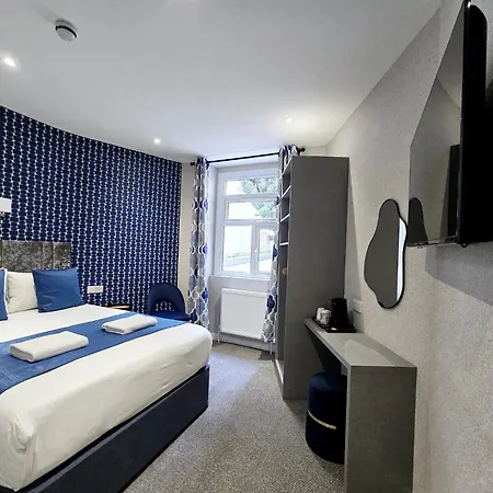 George Hotel-3
