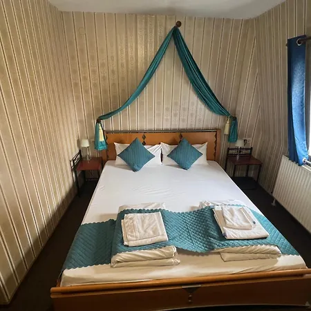 Hotel Schwarzer Adler-3