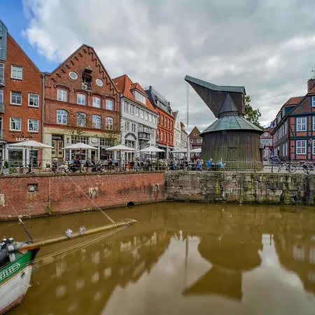 Hotel Am Fischmarkt-3