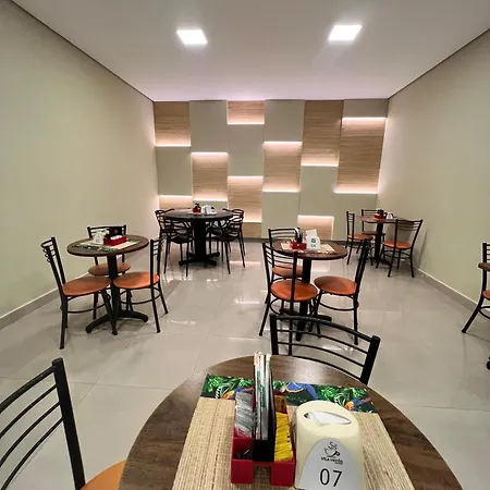 Regis Hotel I-2