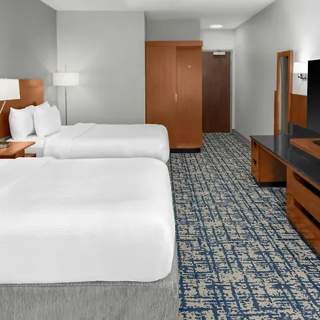Fairfield Inn And Suites By Marriott Calhoun-2