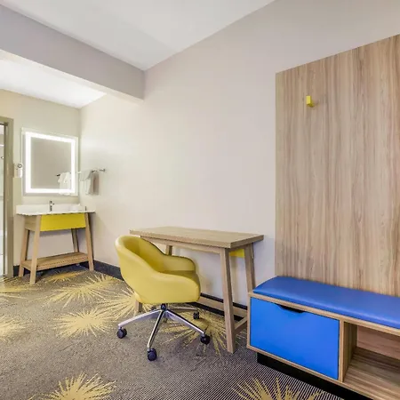 Days Inn By Wyndham Cortez-2