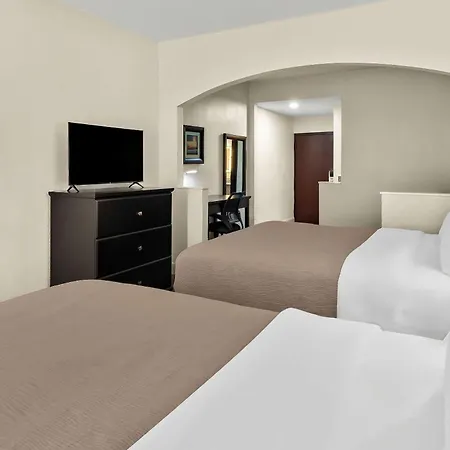Quality Inn And Suites Lafayette-3