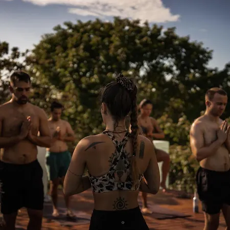 Jungles Edge Hotel, Jiu Jitsu, Muay Thai Retreat Center-2