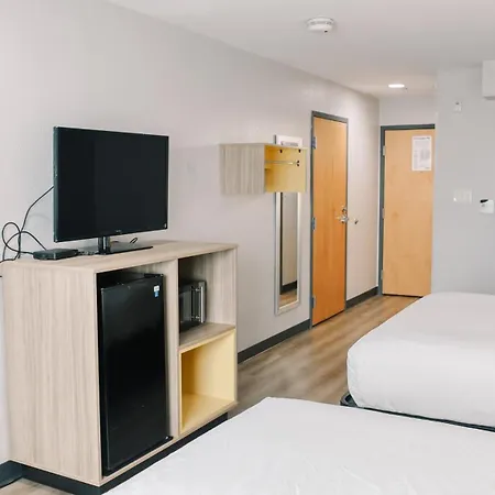 Microtel Inn & Suites By Wyndham Gulf Shores-3