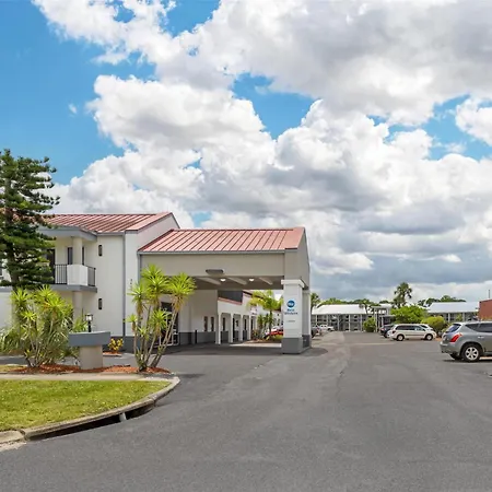 Best Western Space Shuttle Inn-3