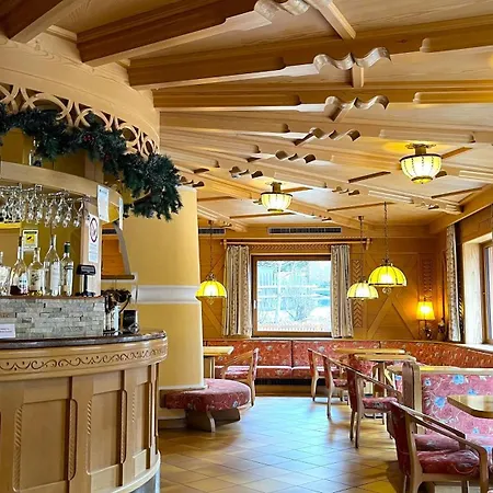 Hotel Rododendro Val di Fassa-3