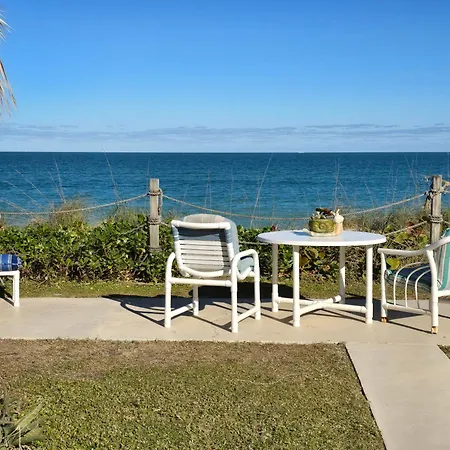 Oceanfront Sea Scape Motel-3